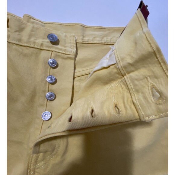 NWT Levi's 501 Womens Shorts 32 High Rise Cut Off Raw Yellow Denim $59 - Picture 2 of 9